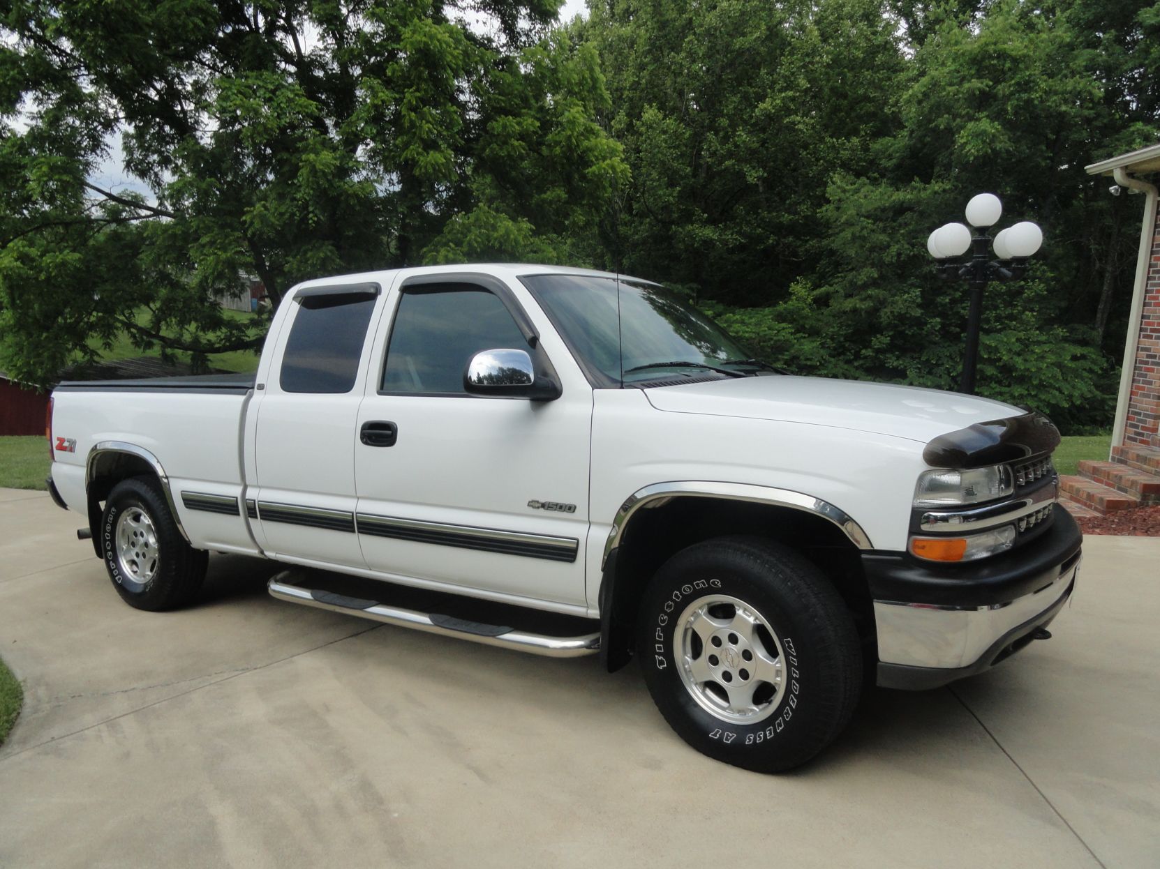 READER'S RIDE: 1999 Chevrolet Silverado XLT